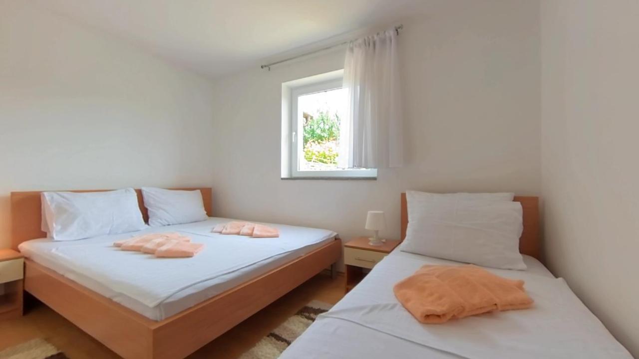 Apartman Dario *