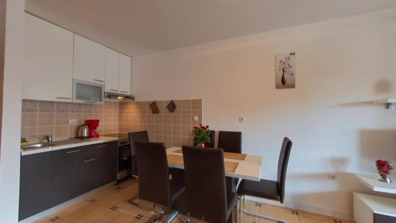 Apartment Dario